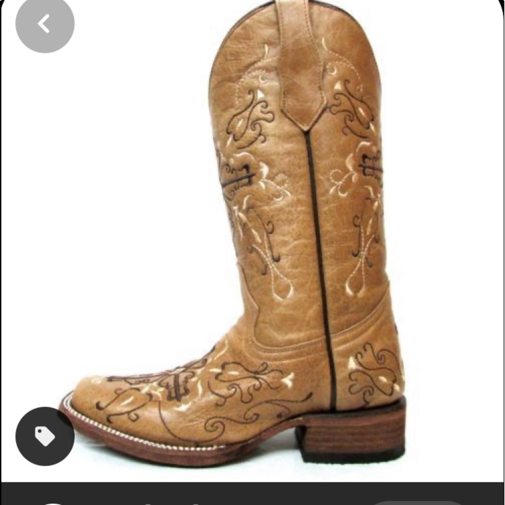 Used and loved Gorgeous cross cowgirl boots
